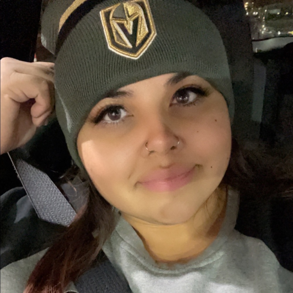 Meet your Posher, Gabriella